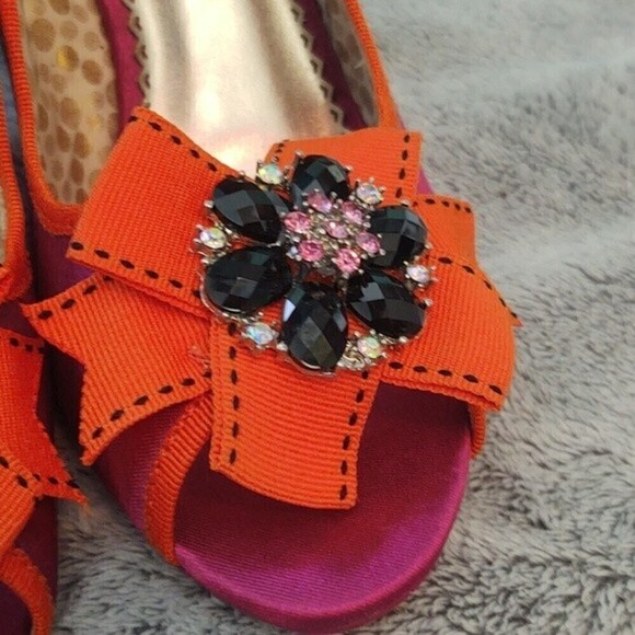 Elegant Pink and Orange Heels - Picture 4 of 11